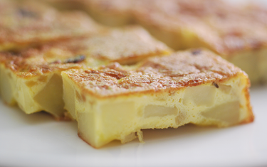 Let’s Make a Spanish Omlette with a Copper Tamagoyaki Omlette Pan!