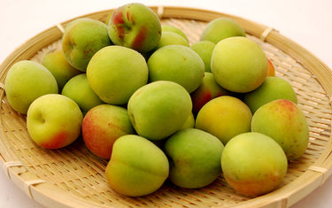 How to make plum wine.