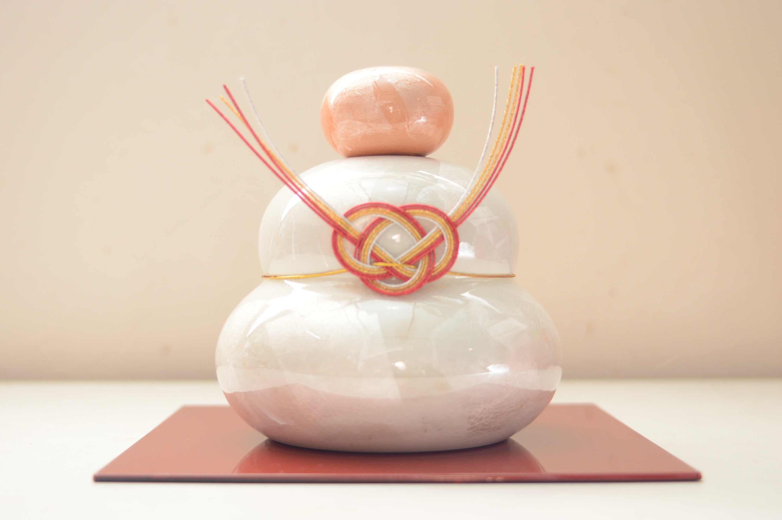 Seikou_Kutani_Porcelain_Kagami