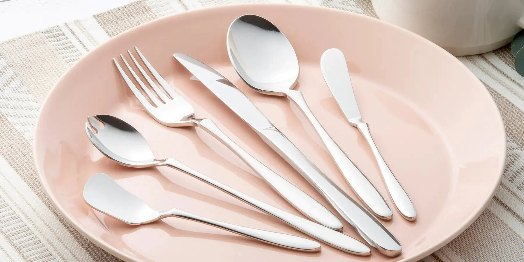 Discover our great selection of Flatware Sets at Globalkitchen Japan.