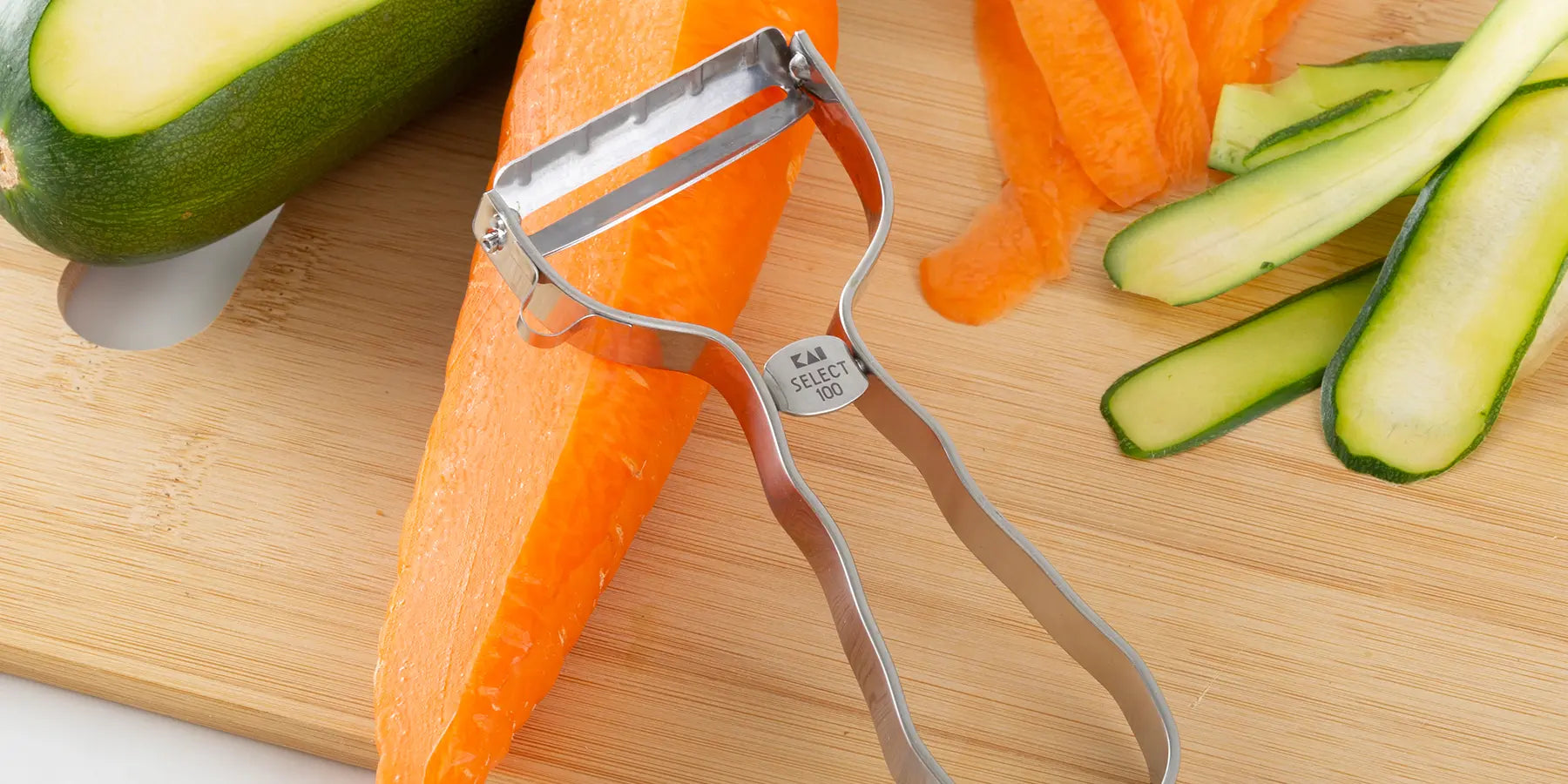 Discover our great selection of Food Peelers & Corers at Globalkitchen Japan.
