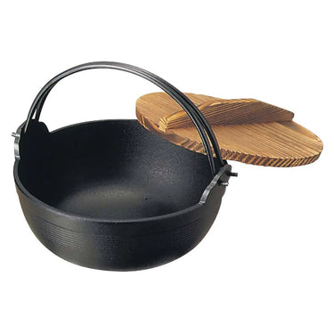 Iwachu Cast Iron Inaka Nabe Pot