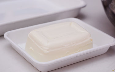 Enameled Ware with Its Own Individuality