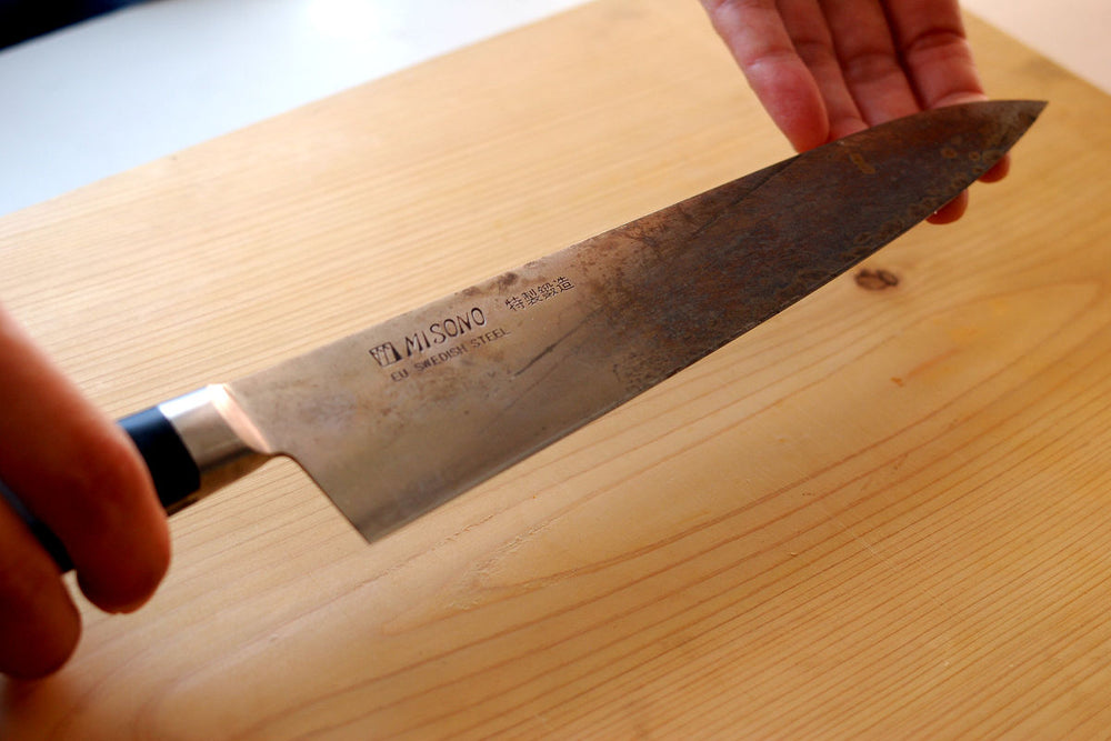 How to remove rust on kitchen knives. Globalkitchen Japan