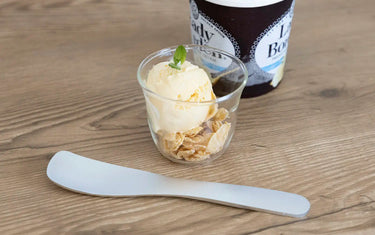 Kai Ice Cream Spade with ice cream