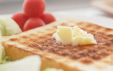 The ideal breakfast made on ceramic mesh.