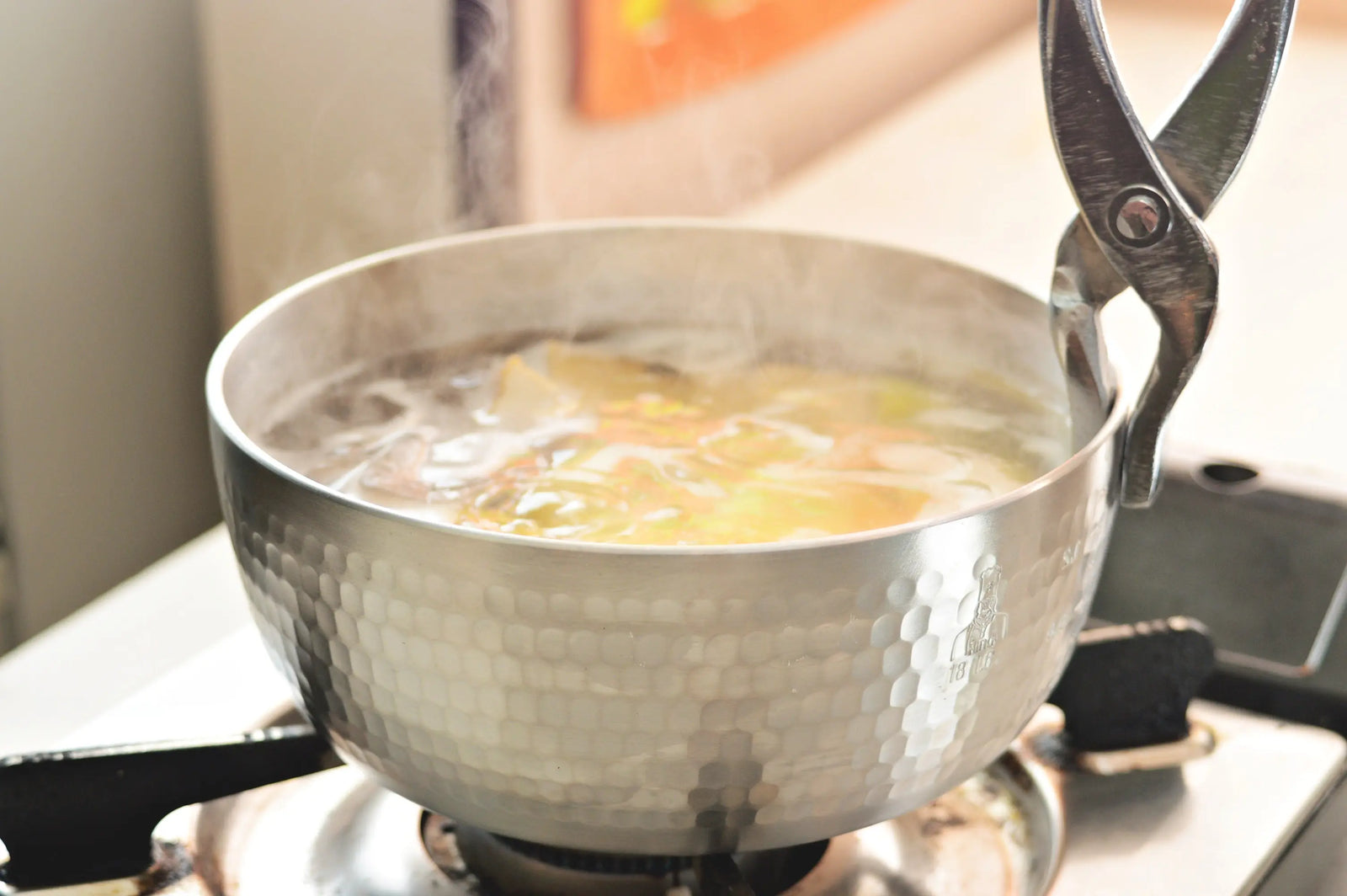 How To Boil Water Without A Pot 