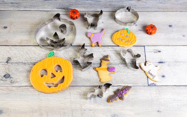 Cookies with cookie cutters