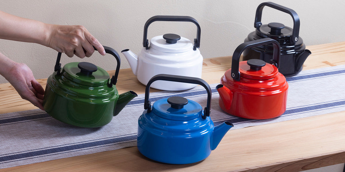 Stovetop Kettles Tagged "HARIO V60 PourOver Coffee Series