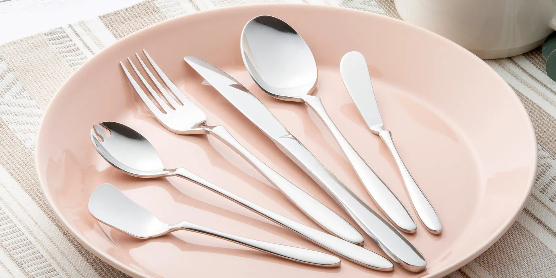 Discover our great selection of Flatware & Cutlery  at Globalkitchen Japan.