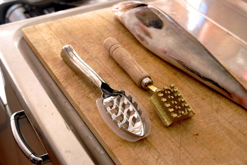 A Must Item for Cooking Fish - Fish Scaler