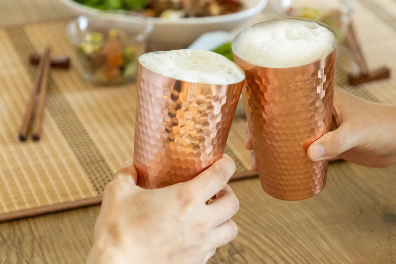Feel the Cold with This Beer Tumbler