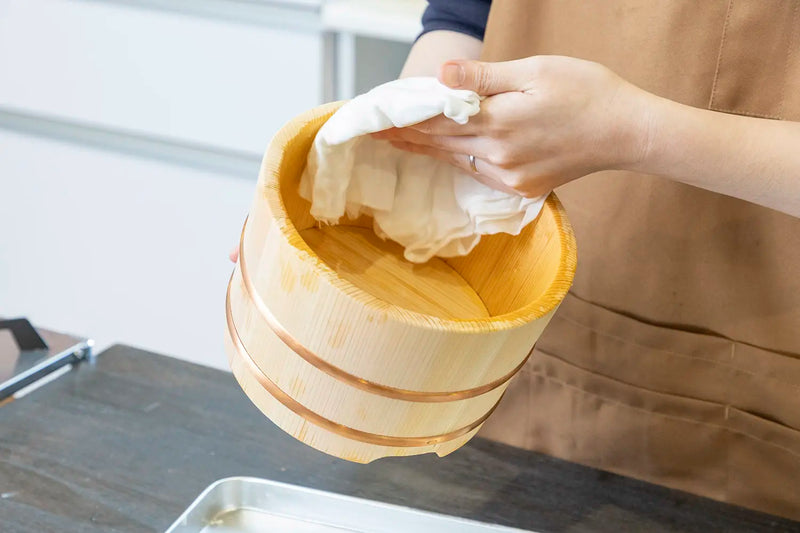 Guide to Using and Maintaining Ohitsu