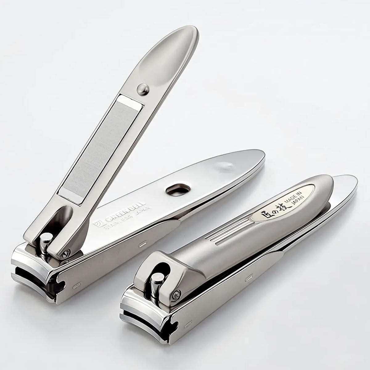 Green Bell Takuminowaza Stainless Steel Curved Blade Nail Clippers with Catcher