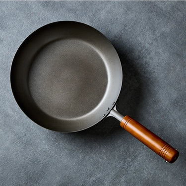 Hasemoto Titanium Frying Pan