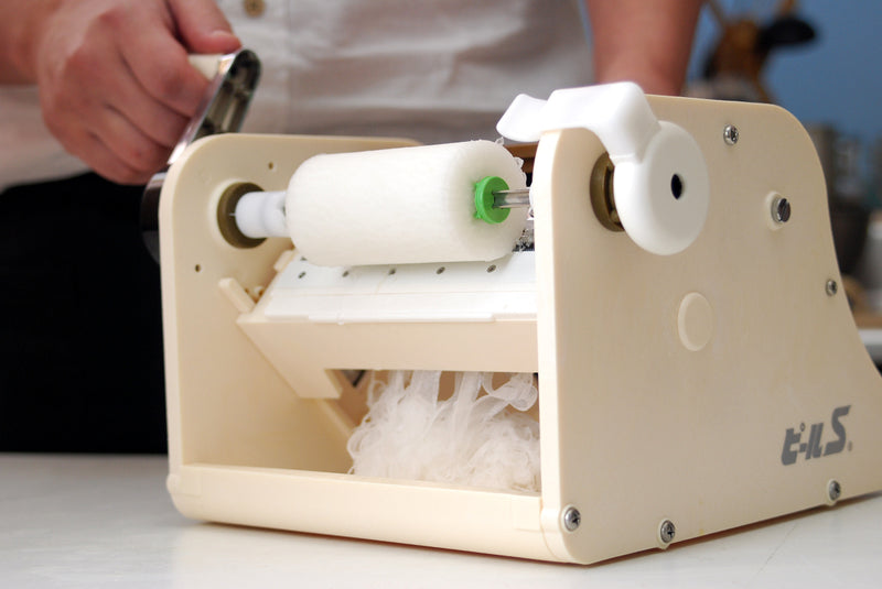 How to Use Katsuramuki Peeler S Turning Slicer, a Must Item for Serving Japanese Cuisine