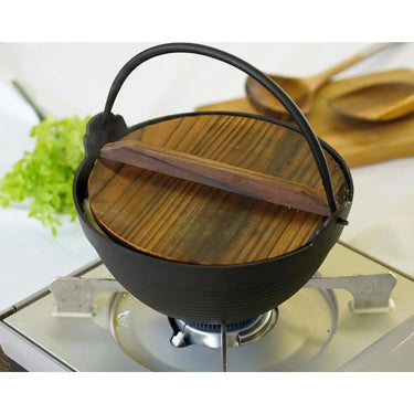 Ikenaga Cast Iron Inaka Nabe Pot