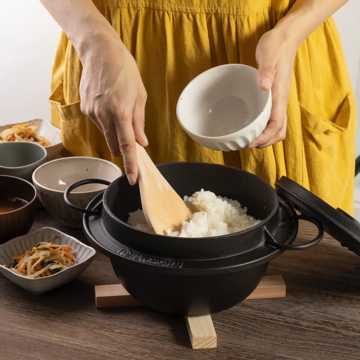Iwachu Cast Iron Rice Cooker Casserole - Globalkitchen Japan