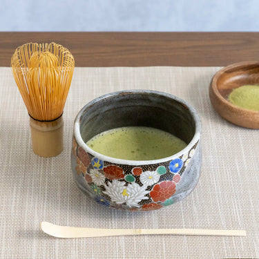 Kutani Ware Hanazume Floral Matcha Tea Bowl