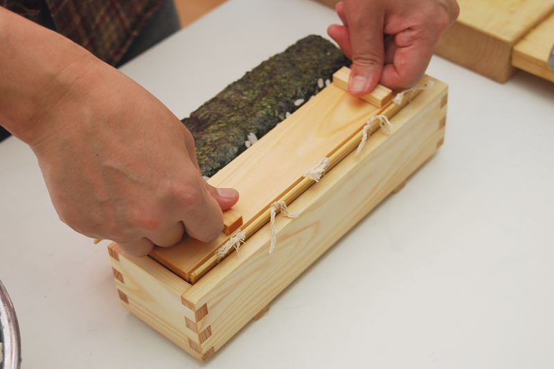 Let's Cook Rolled Sushi at Home!