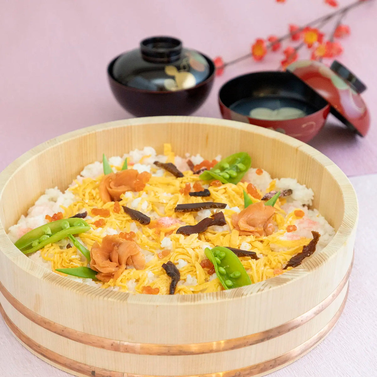 MIYABI URUSHI KOGEI Hangiri Sawara Wooden Rice Mixing Bowl with Lid