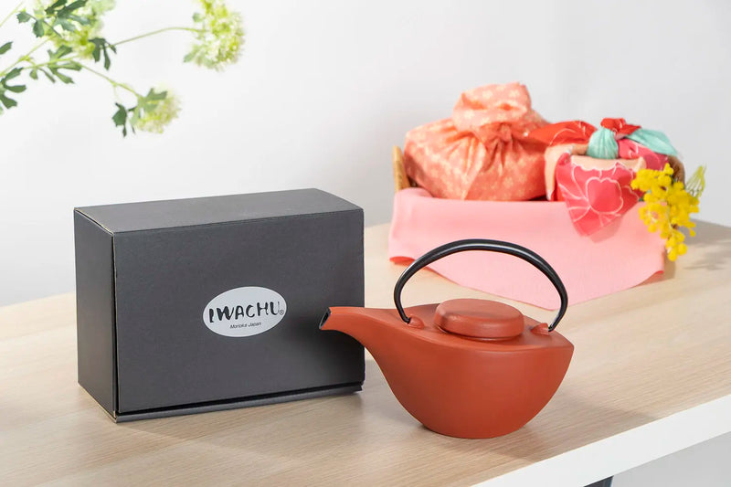 20 Japanese Gifts for Mother’s Day 2025
