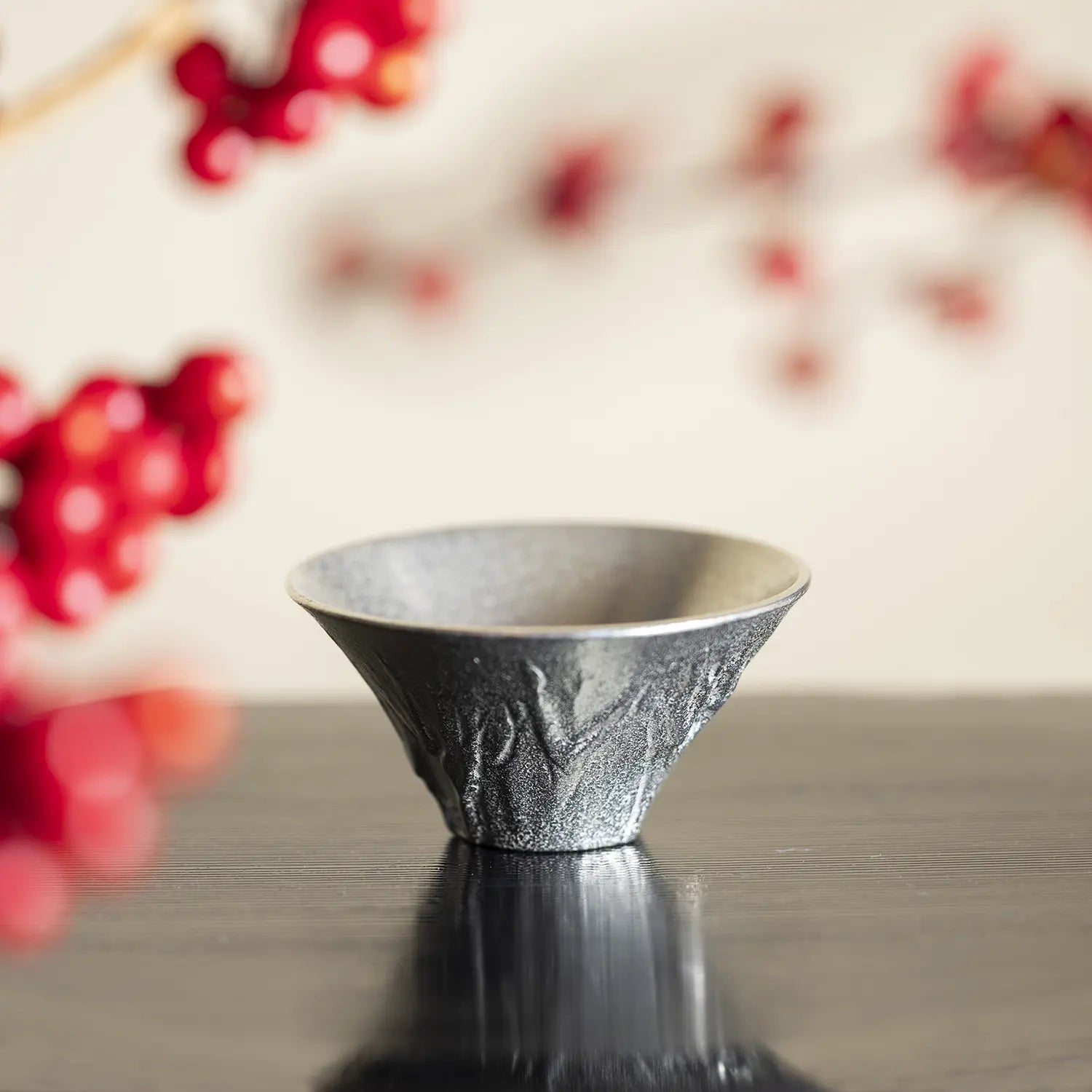Nousaku Fujiyama Tin Guinomi Sake Cup – Globalkitchen Japan Nousaku Fujiyama Tin Guinomi Sake Cup – Globalkitchen Japan