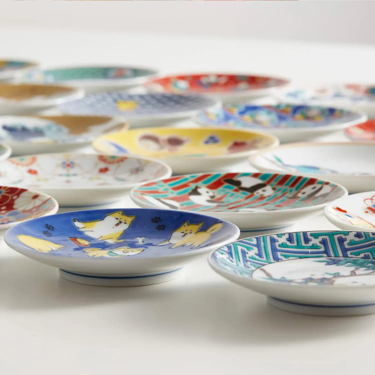 SEIKOU KISSYO Kutani Porcelain Mamezara Small Plate Nami