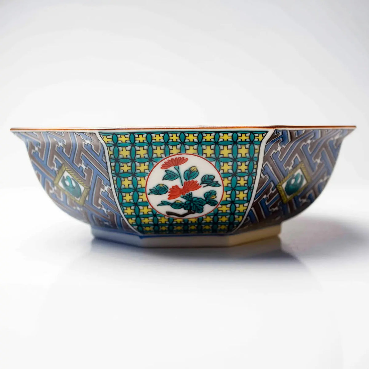 SEIKOU Kutani Porcelain Bowl Komon-Shikunshi 15.5cm
