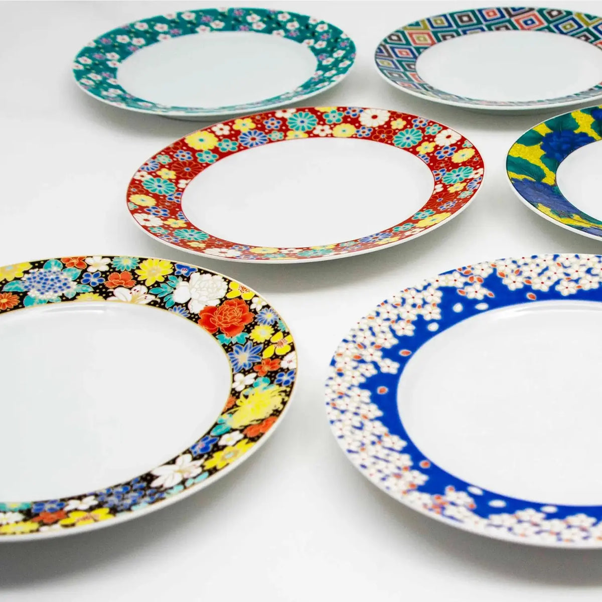 Seikou Kutani Porcelain Dessert Plate Hanazume