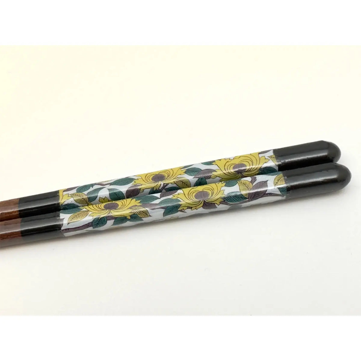 SEIKOU Wakasa Lacquered Natural Wood Chopsticks 23cm Black Iroebotan