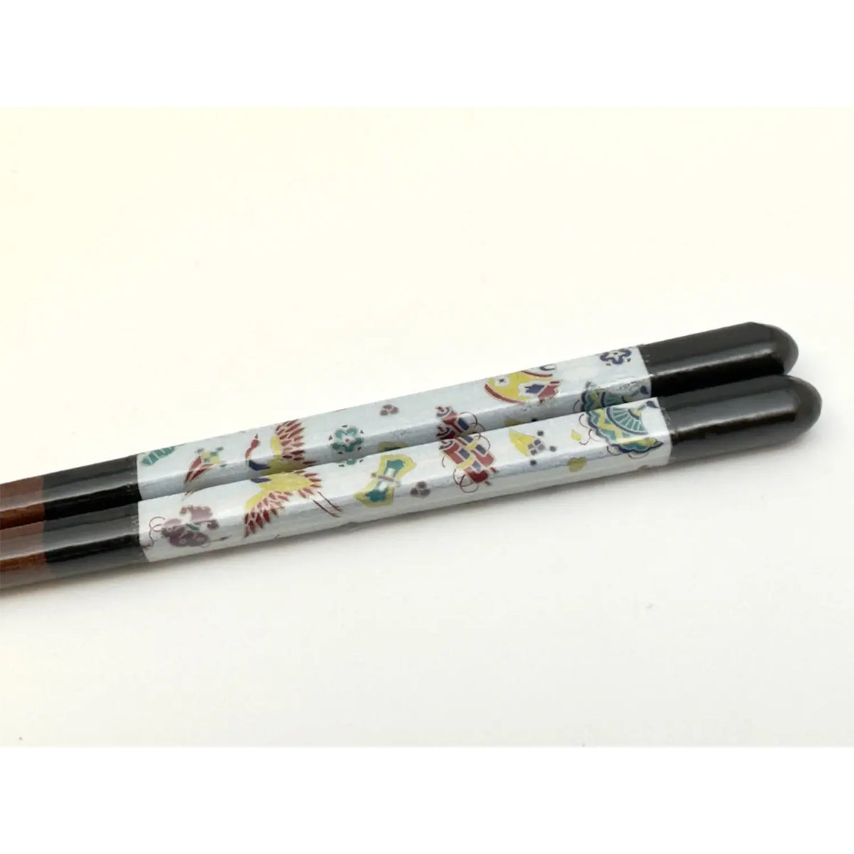 SEIKOU Wakasa Lacquered Natural Wood Chopsticks 23cm Black Takarazukushi
