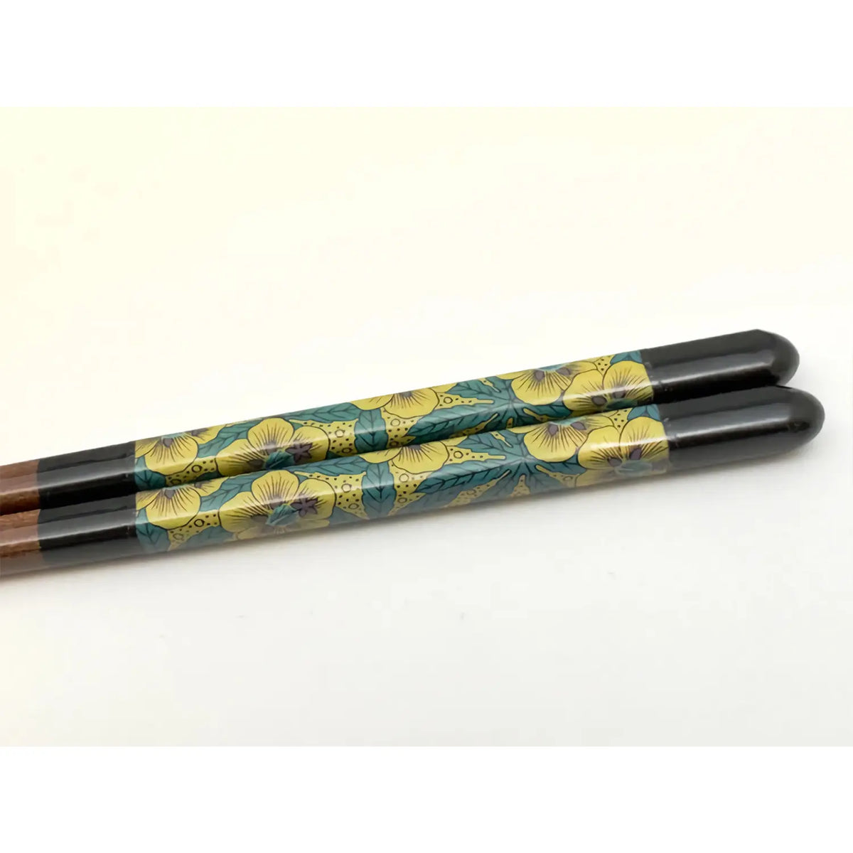 SEIKOU Wakasa Lacquered Natural Wood Chopsticks 23cm Black Aoi