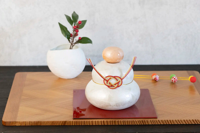 The New Year’s Tradition and Meaning of Kagami-mochi