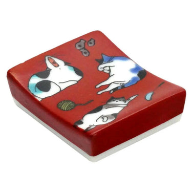 Seikou Porcelain Kutani Chopstick Rest Cat