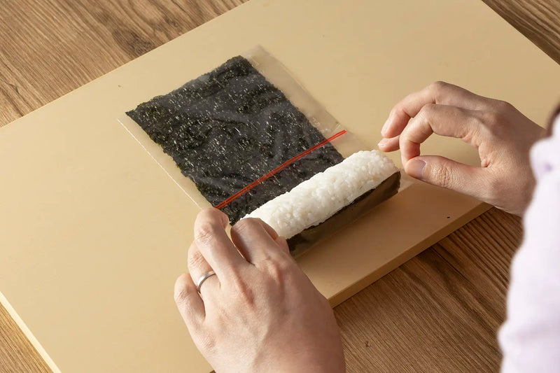 A Temakizushi Wrapper for the Road