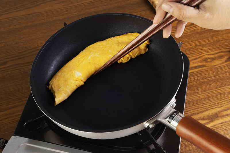 An Aluminum Frying Pan That Cooks Evenly?