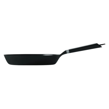 Vermicular Cast Iron Oven-Safe Skillet