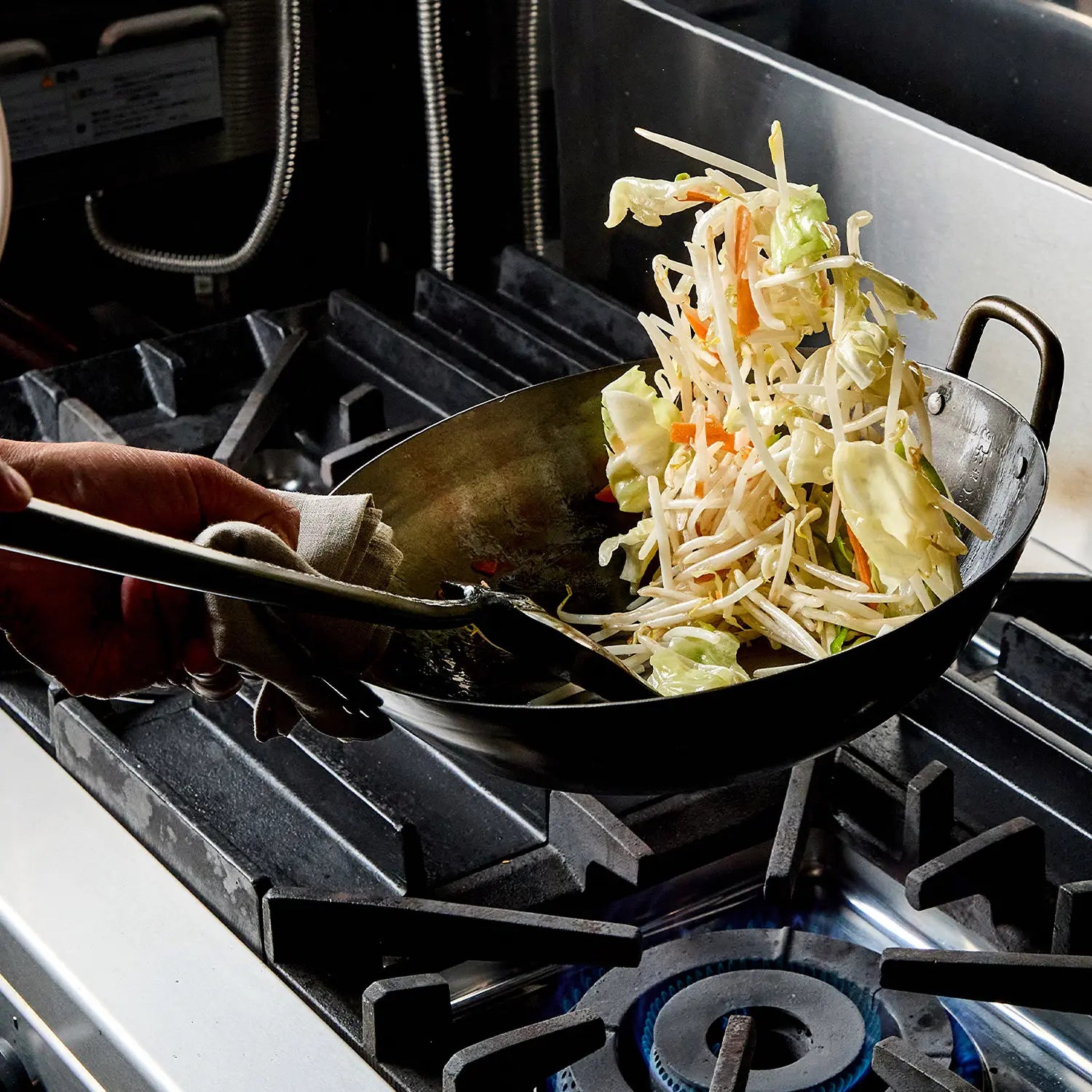 Yamada Hammered Iron Double-Handle Round Bottom Wok