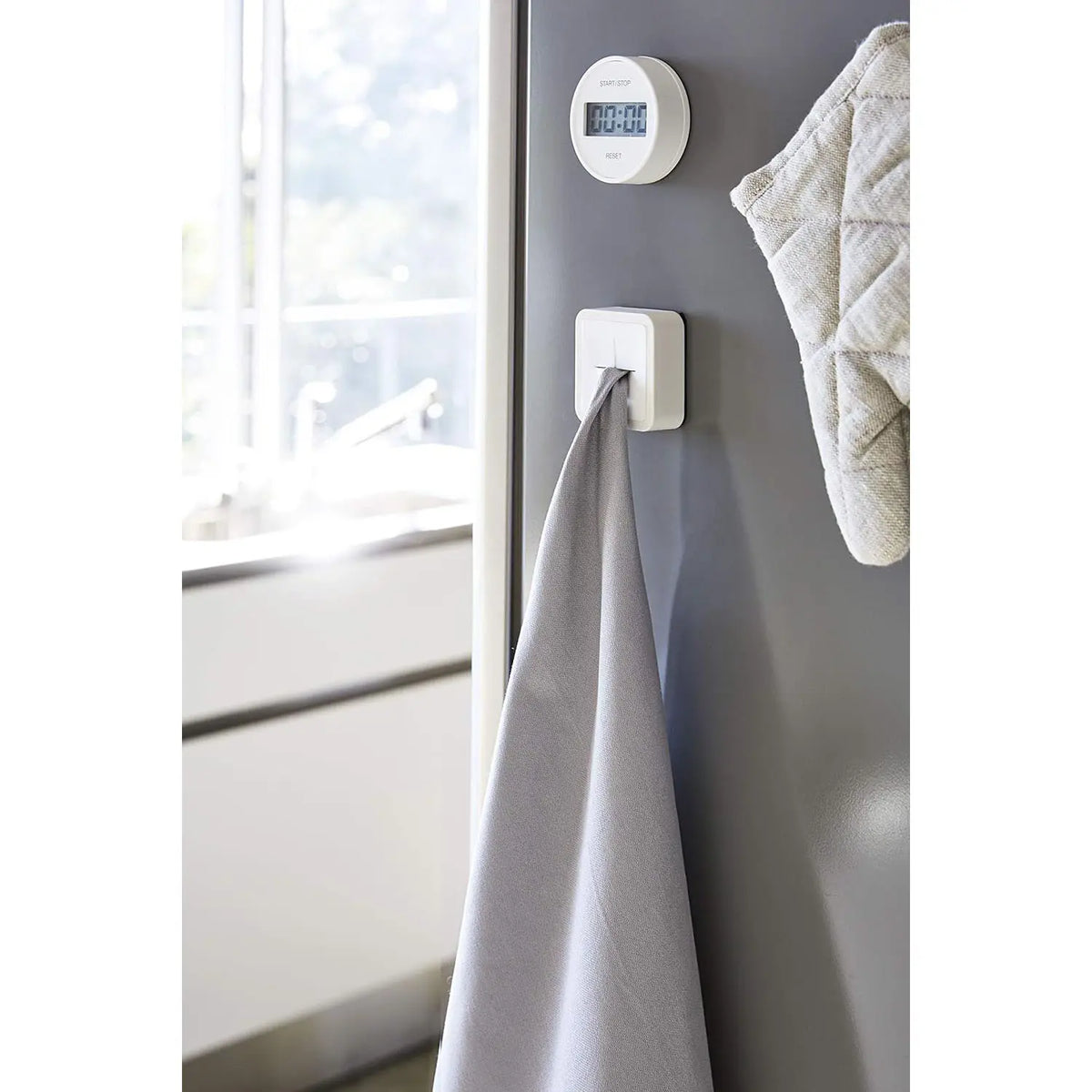 Yamazaki tower ABS Resin Magnetic Towel Hook Globalkitchen Japan