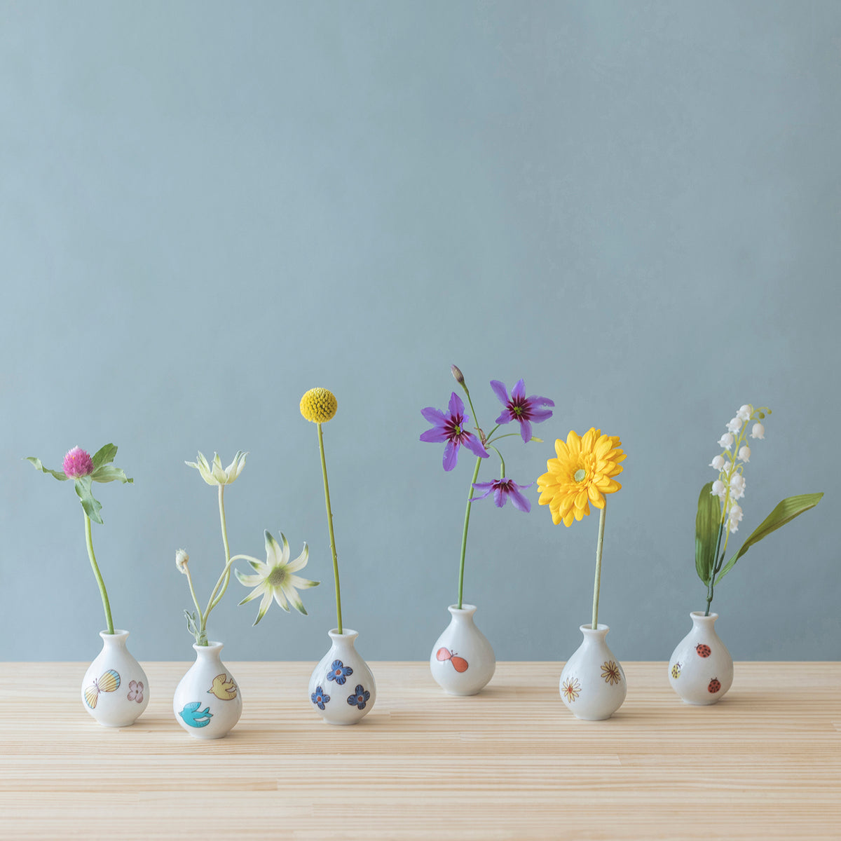 HAREKUTANI Porcelain Single-flower Vase