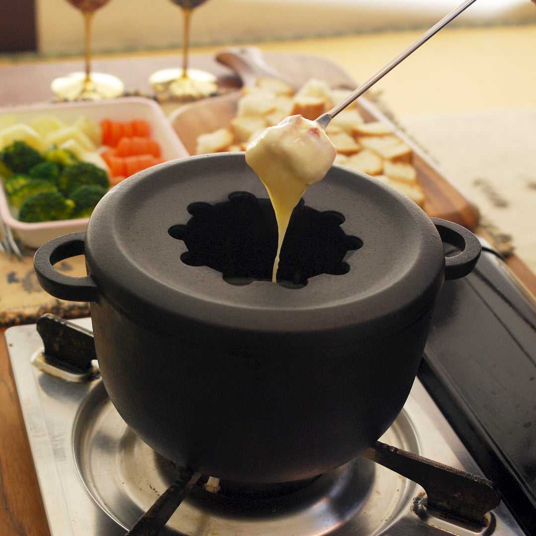 Iwachu Nambu Cast Iron Omelette Frying Pan 24cm 24601 by Japanese Taste