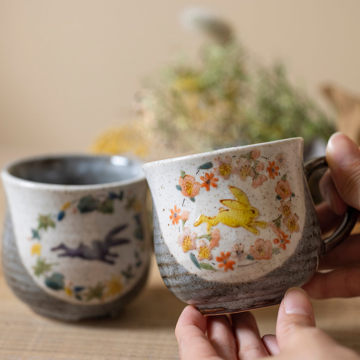 Kutani Ware Rabbit Paired Mugs - Globalkitchen Japan