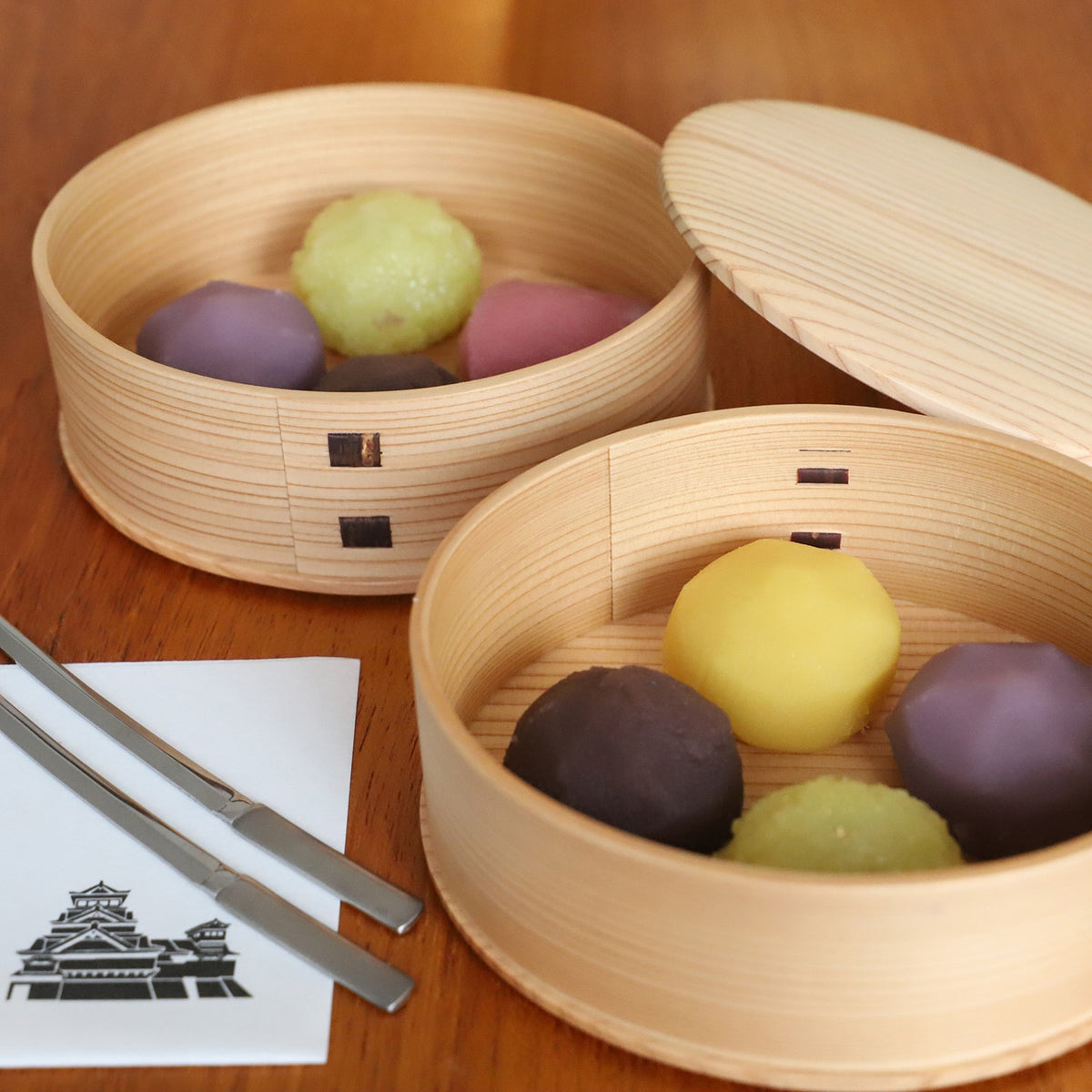 Odate Magewappa Hina Two-Tier Bento Lunch Box
