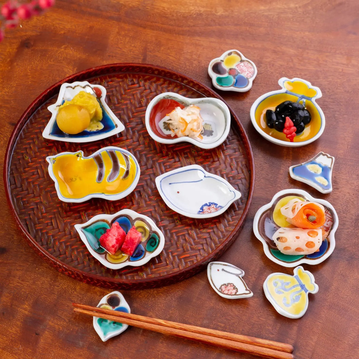 Soukyu Porcelain Lucky Charm Chopstick Rest Treasure Bag