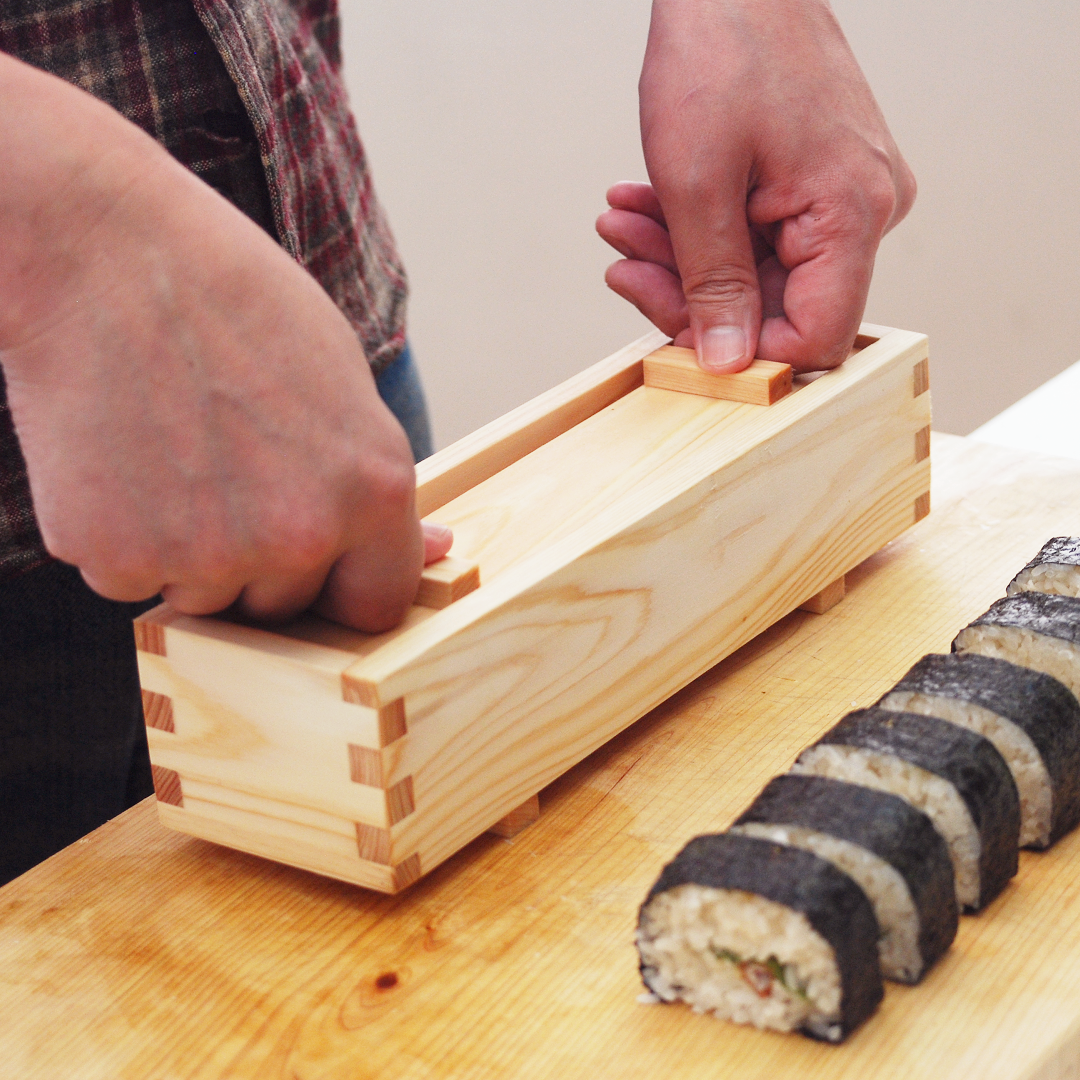 OSHIZUSHI Pressed Sushi Mold 16 pc. Cut HINOKI Wood YAMACO
