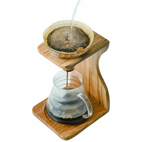 https://www.globalkitchenjapan.com/cdn/shop/products/hario-v60-olive-wood-stand-heat-resistant-glass-coffee-server-02-set-coffee-makers-29635687055.png?v=1564073803
