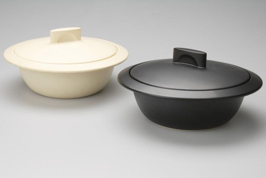 Kogiku Induction Contemporary Design Earthenware Donabe Casserole with All-Around Handle (4 Colours) Donabe Casserole Dishes